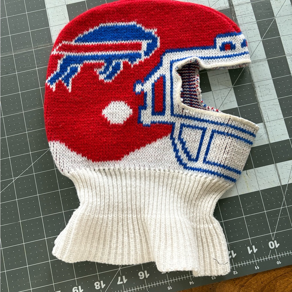 Vintage Authentic Buffalo Bills Knit Helmet Hat